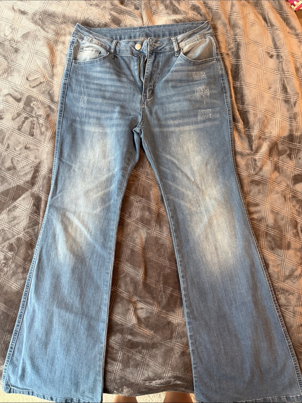 SHEIN Light Blue Flared Wide-Leg Jeans